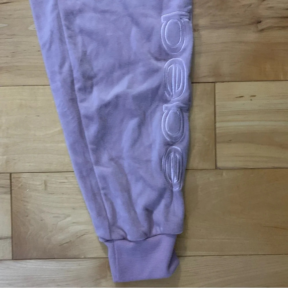 BEBE Sport Plush Joggers Sweatpants Pink NEW WITH TAG Womens Size Large Barbie - Picture 3 of 6
